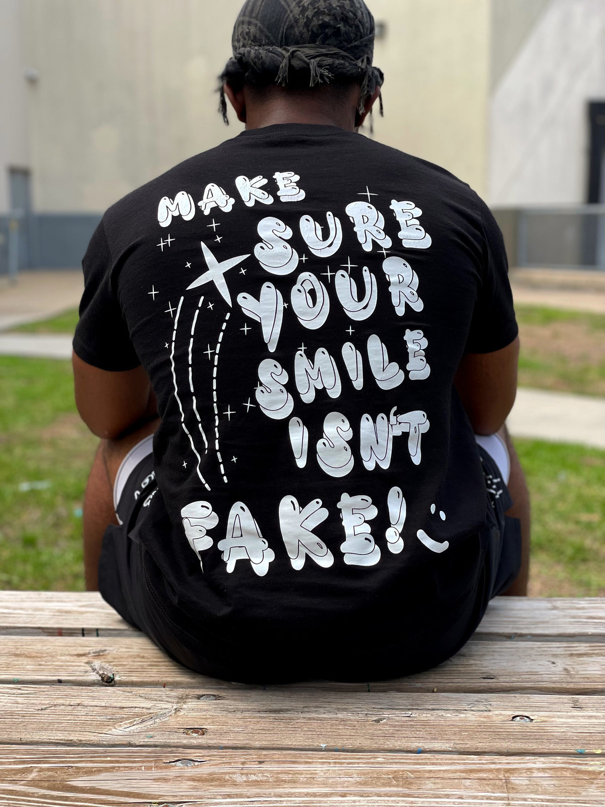 “No Fake Smile” - Tshirt (Black)