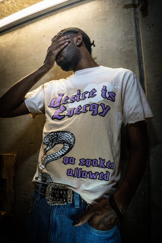 No Snakes Allowed - Beige Tee